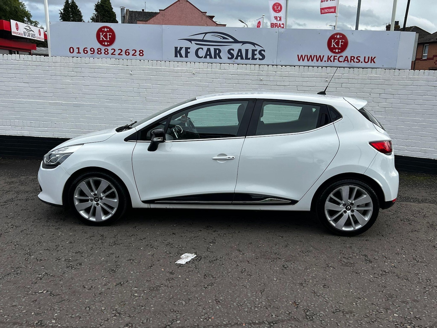 Used Renault Clio 2014 for sale - 75978181: Photo 4