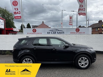 Used Land Rover Discovery Sport 2019 for sale - 79062356: Photo