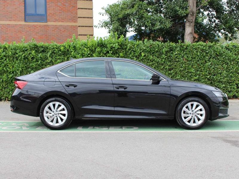 Used Skoda Octavia 2024 for sale - 76382027: Photo 4