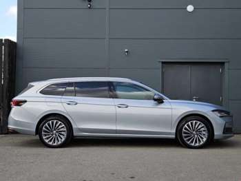 Used Skoda Superb 2024 for sale - 74709696: Photo