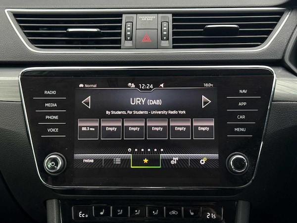 Used Skoda Superb 2020 for sale - 76202185: Photo 25