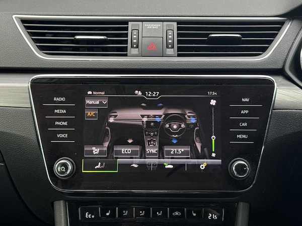 Used Skoda Superb 2020 for sale - 76202185: Photo 31