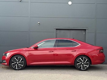 Used Skoda Superb 2020 for sale - 76202185: Photo 3