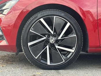 Used Skoda Superb 2020 for sale - 76202185: Photo 4