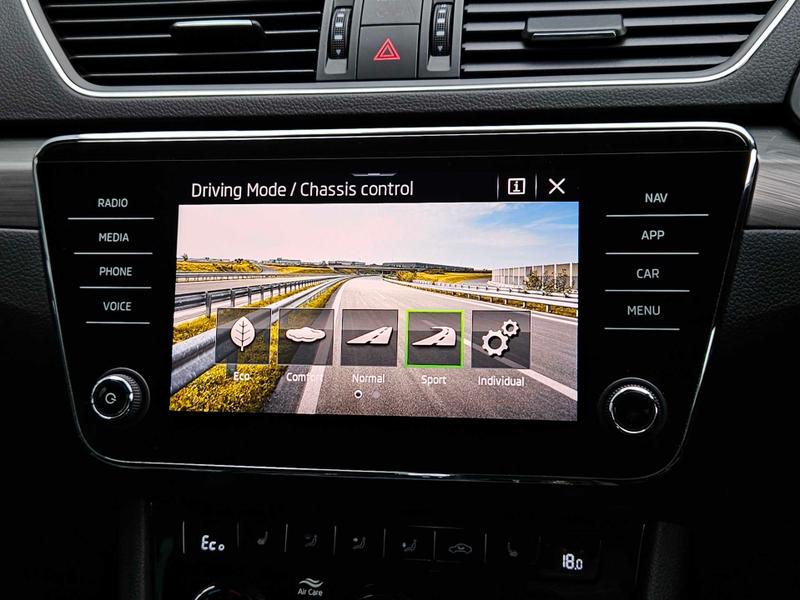 Used Skoda Superb 2020 for sale - 77653663: Photo 33