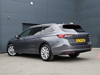 Used Skoda Superb 2024 for sale - 76202247: Photo