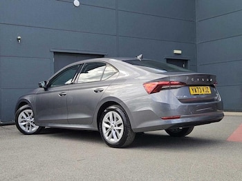Used Skoda Octavia 2023 for sale - 75662141: Photo