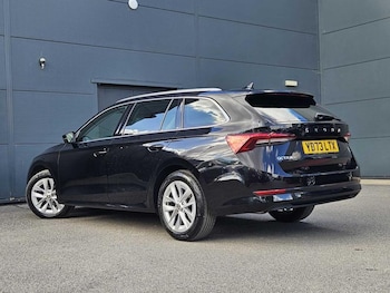 Used Skoda Octavia 2023 for sale - 75705797: Photo