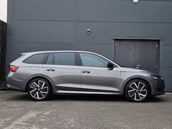 Used Skoda Octavia 2025 for sale - 76434004: Photo