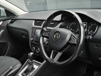 Used Skoda Octavia 2017 for sale - 76480459: Photo