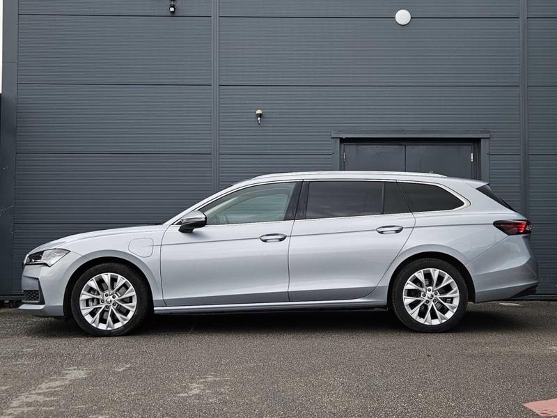 Used Skoda Superb 2024 for sale - 76056140: Photo 13