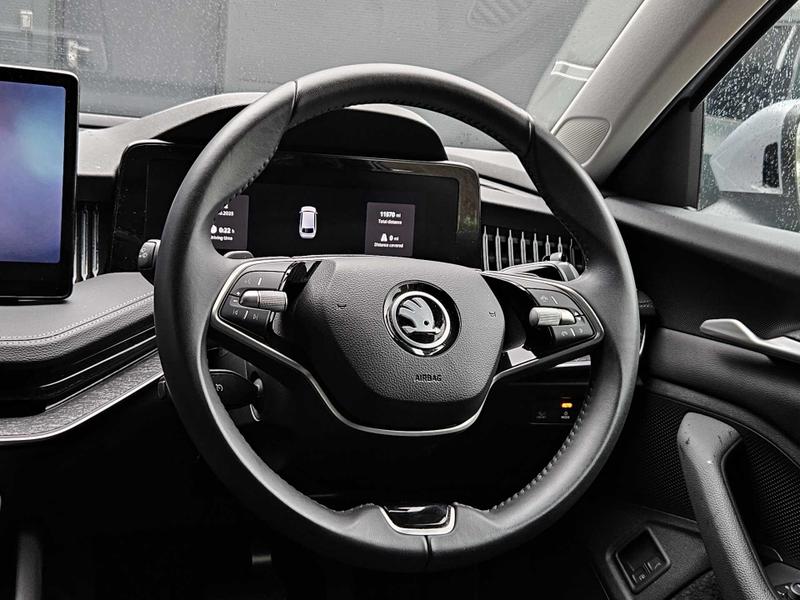 Used Skoda Superb 2024 for sale - 76056140: Photo 25