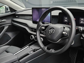 Used Skoda Superb 2024 for sale - 76056140: Photo