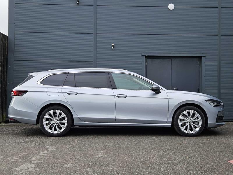 Used Skoda Superb 2024 for sale - 76056140: Photo 4