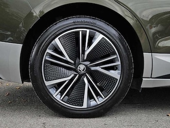 Used Skoda Enyaq 2025 for sale - 75667760: Photo