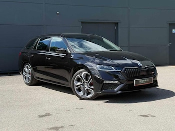 Used Skoda Octavia 2024 for sale - 78556120: Photo