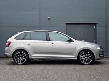 Used Skoda Rapid Spaceback 2017 for sale - 76101830: Photo 4