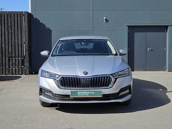 Used Skoda Octavia 2023 for sale - 75662100: Photo