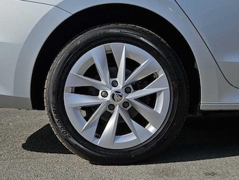 Used Skoda Octavia 2023 for sale - 75662100: Photo