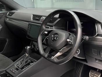 Used Skoda Superb 2023 for sale - 78556043: Photo