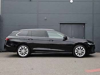 Used Skoda Superb 2024 for sale - 75644054: Photo