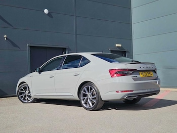 Used Skoda Superb 2022 for sale - 78015221: Photo
