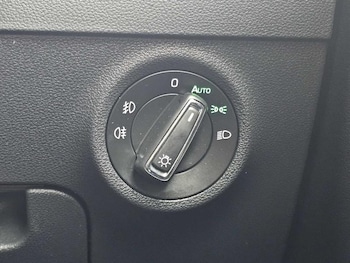 Used Skoda Karoq 2024 for sale - 78948096: Photo