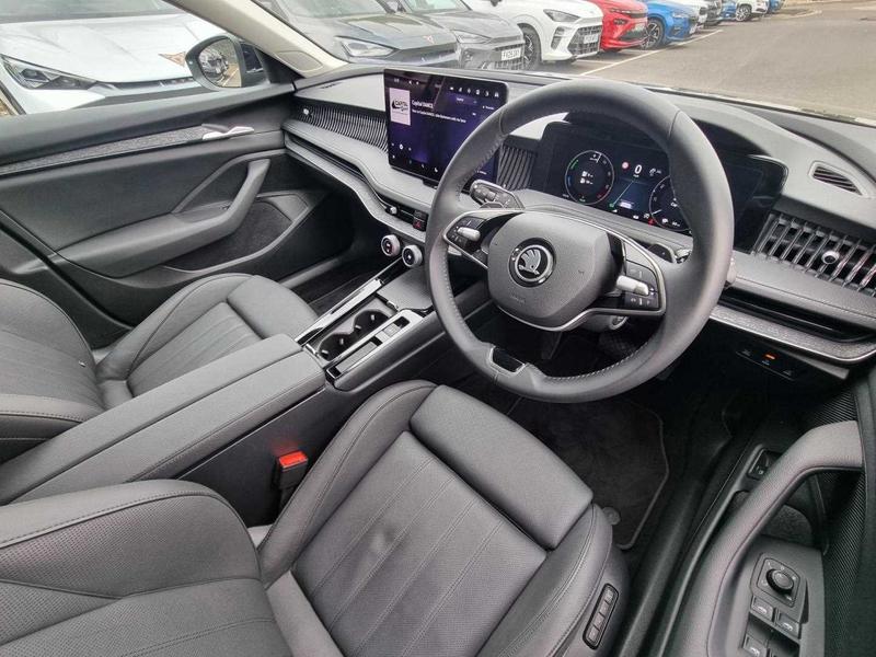 Used Skoda Superb 2024 for sale - 76382095: Photo 6