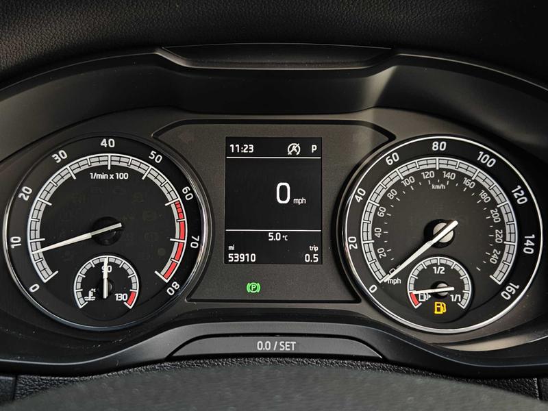 Used Skoda Karoq 2019 for sale - 76580682: Photo 30