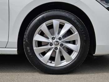 Used Skoda Superb 2024 for sale - 74917516: Photo
