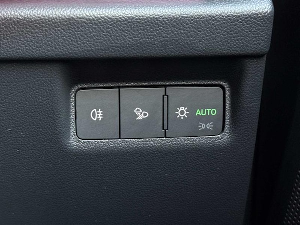 Used Skoda Enyaq 2022 for sale - 76202253: Photo 32