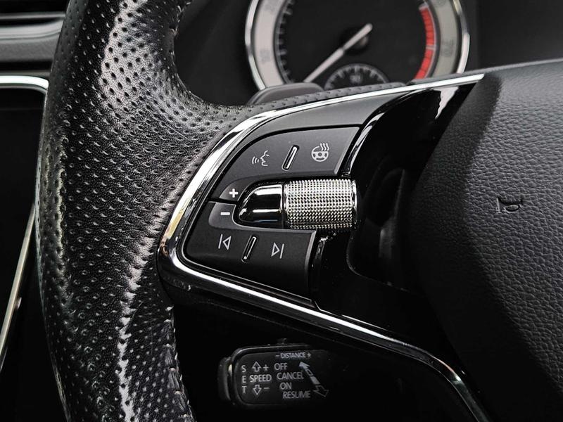 Used Skoda Superb 2021 for sale - 76519721: Photo 20