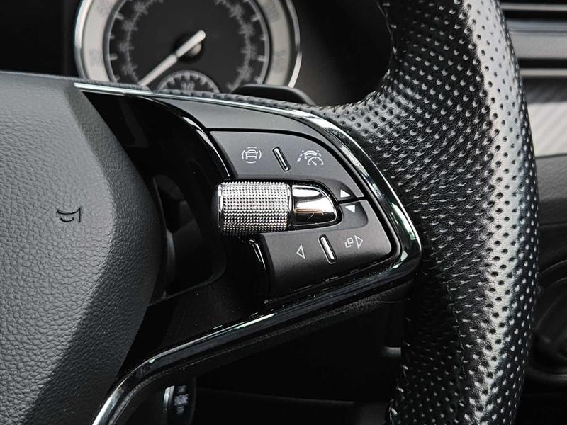 Used Skoda Superb 2021 for sale - 76519721: Photo 21