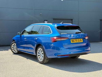 Used Skoda Octavia 2025 for sale - 79021555: Photo