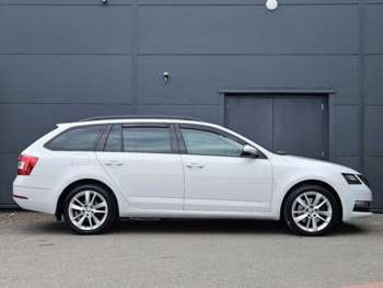 Used Skoda Octavia 2019 for sale - 74854231: Photo