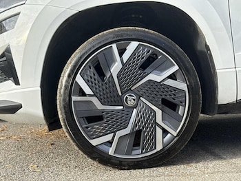 Used Skoda Karoq 2023 for sale - 76131475: Photo