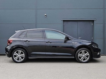Used Volkswagen Polo 2019 for sale - 75655878: Photo