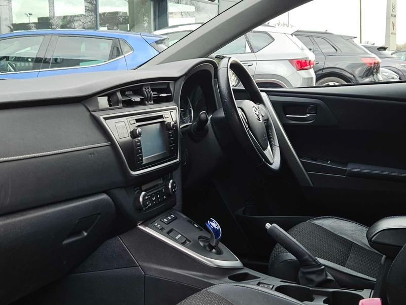 Used Toyota Auris 2014 for sale - 77840817: Photo 6