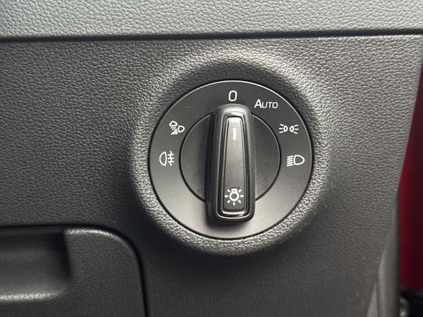 Used Skoda Karoq 2025 for sale - 75822997: Photo 28