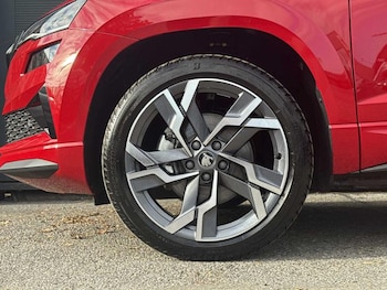 Used Skoda Karoq 2025 for sale - 75822997: Photo 4