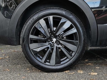 Used Peugeot 5008 2022 for sale - 76405224: Photo