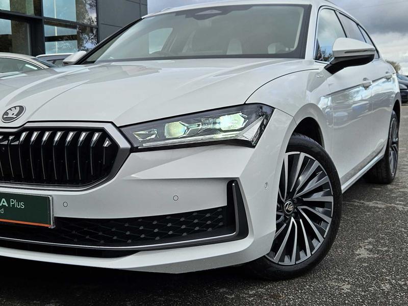 Used Skoda Superb 2025 for sale - 76882521: Photo 11