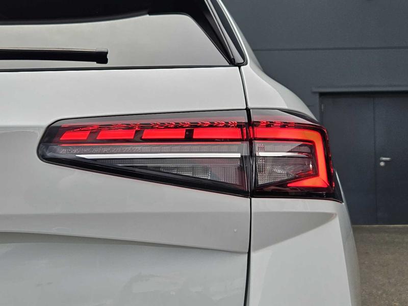 Used Skoda Superb 2025 for sale - 76882521: Photo 14