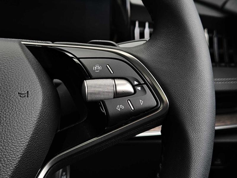 Used Skoda Superb 2025 for sale - 76882521: Photo 23