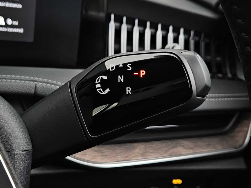 Used Skoda Superb 2025 for sale - 76882521: Photo 24