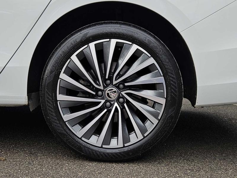 Used Skoda Superb 2025 for sale - 76882521: Photo 40