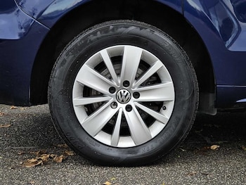 Used Volkswagen Sharan 2019 for sale - 76410187: Photo