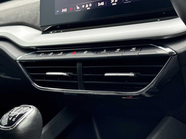 Used Skoda Octavia 2022 for sale - 76131280: Photo 25