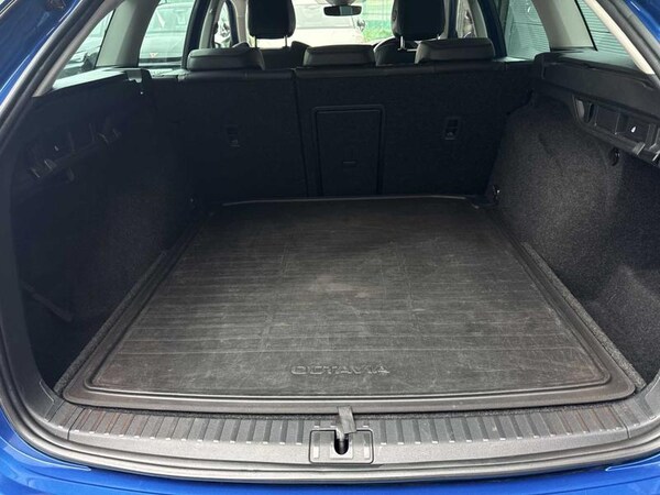 Used Skoda Octavia 2022 for sale - 76131280: Photo 4