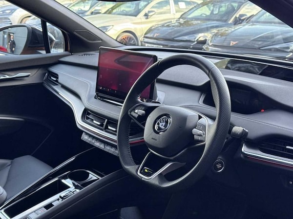 Used Skoda Enyaq 2025 for sale - 76202193: Photo 38